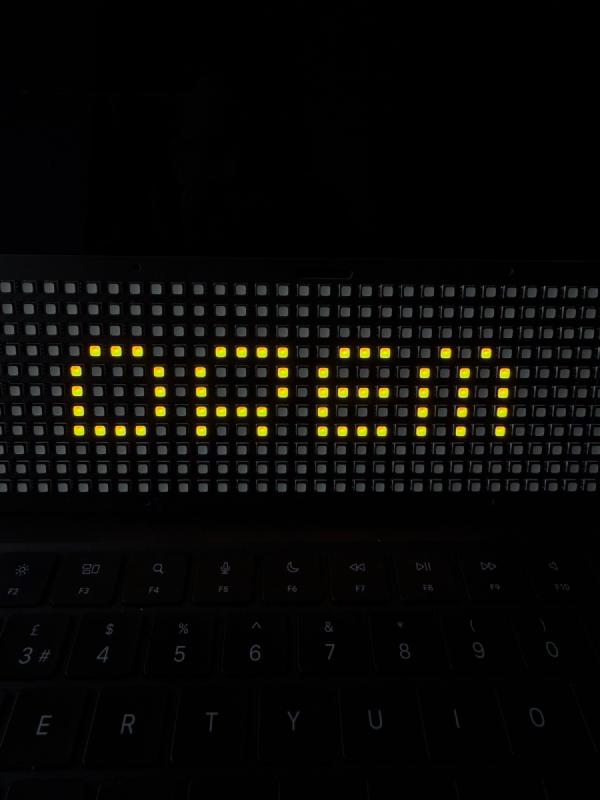Because who doesn’t ❤️ a scrolling display #DREM #AWSDeepRacer