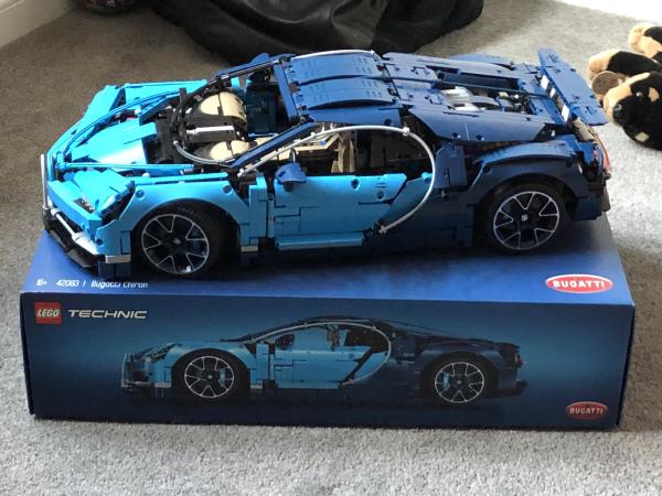 Lego Bugatti Chiron Build