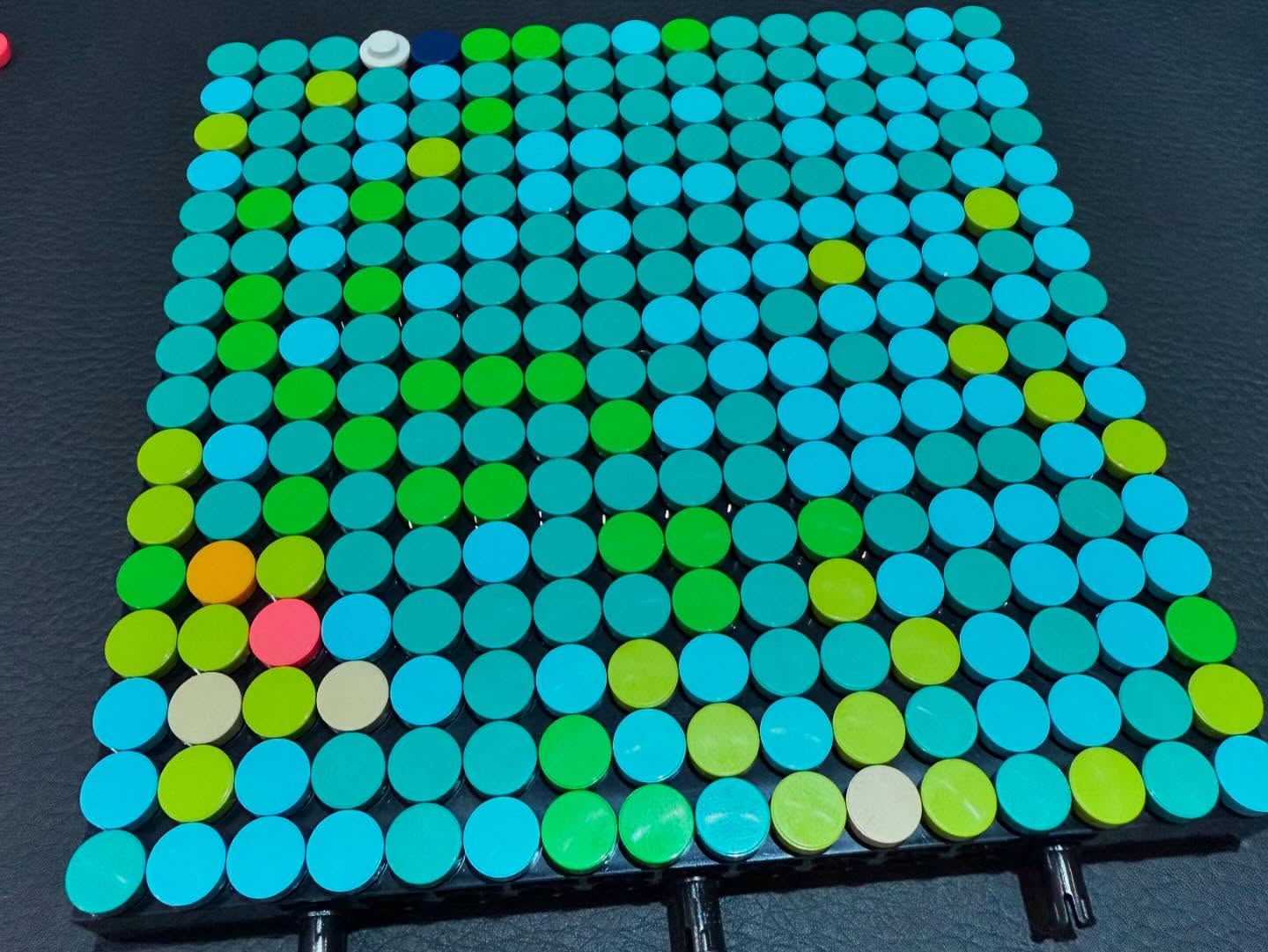 Progress - 1 row completed #lego